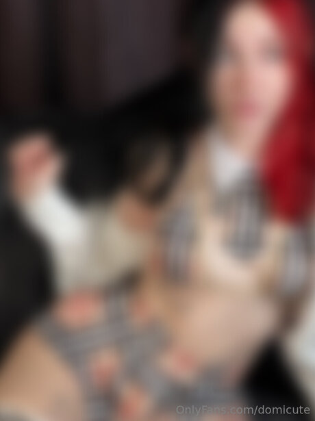 Domicute ポルノスター HD 写真