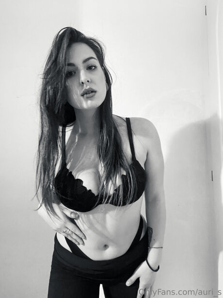 Auri S ヌードモデル アーカイブ