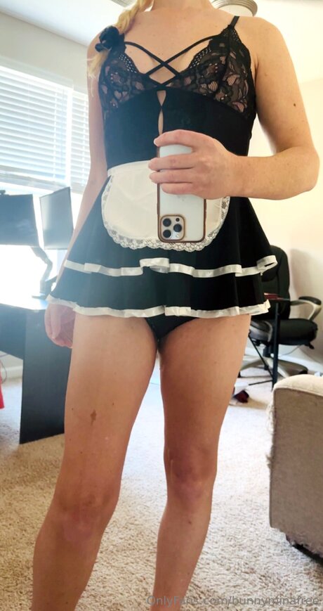 ぽっちゃり 主観視点 OnlyFans ポルノ 画像