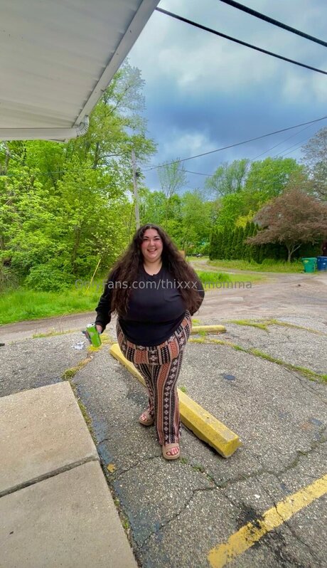 Thixxx Momma 素敵なスター ギャラリー