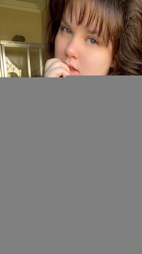 Aliceqii トップ女優 写真