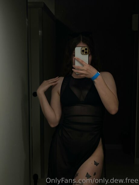 Only Dew Free 独占スター 写真