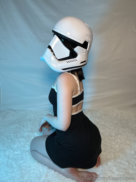 Loopziepop 裸の女優 ギャラリー