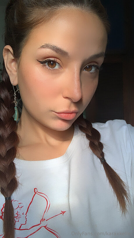 Domme Juliet ポルノ女優 写真