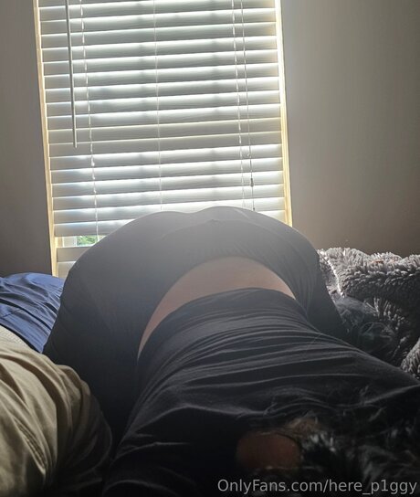 マイクロTバックOnlyFans えろ 写真