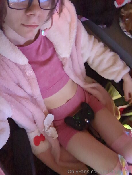 Perilous Hill 無料のポルノスター 写真