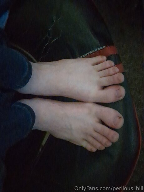 Perilous Hill ポルノスター ギャラリー