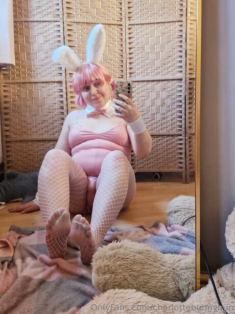 自然な赤毛のオンリーファンズ 美しい裸 写真