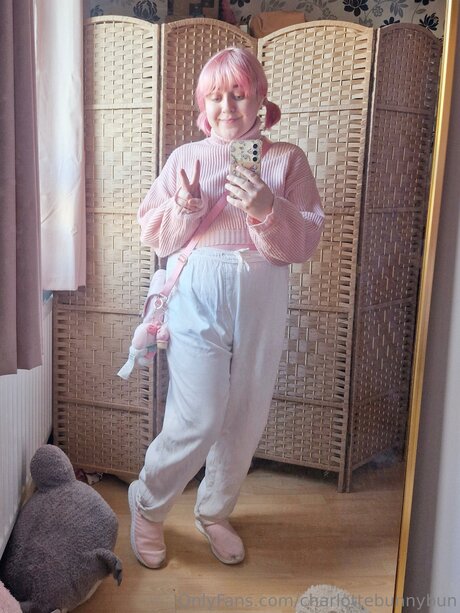 Charlottebunnybun エロティック女優 写真