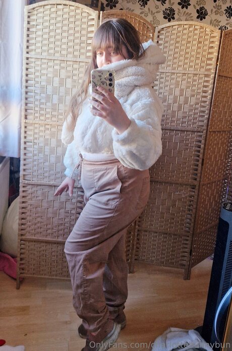 アジアンゴス オンリーファンズ セクシーヌード ギャラリー