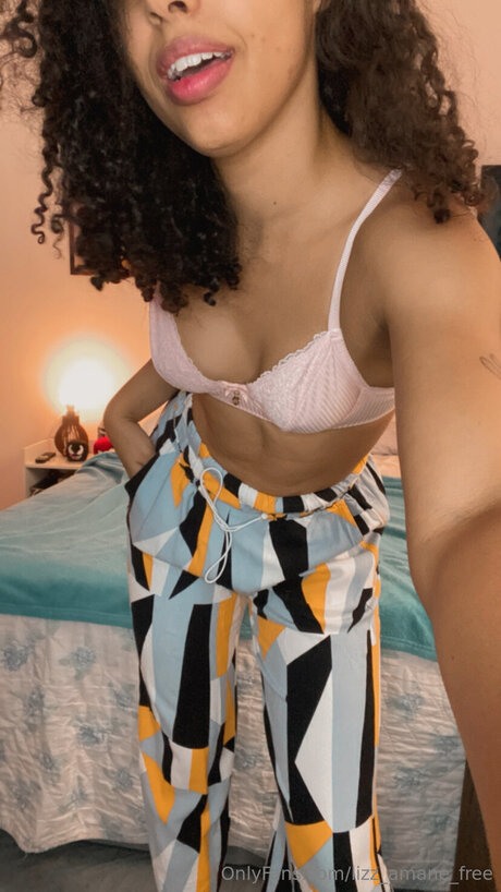 Lizz Nks ポルノスター 画像