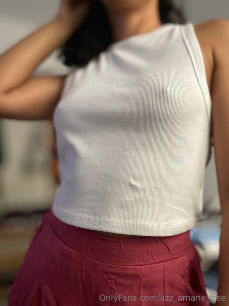 Lizz Nks スター 裸 画像