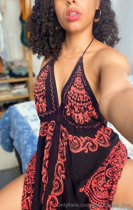 Lizz Nks ヌード女優 ギャラリー