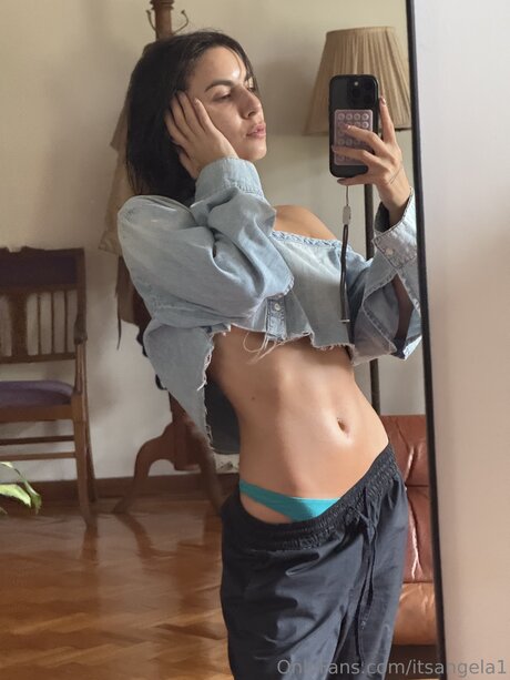 Itsangela1 無料女優 写真