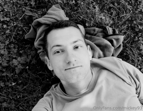 Mickey93 エロティックなスター 画像