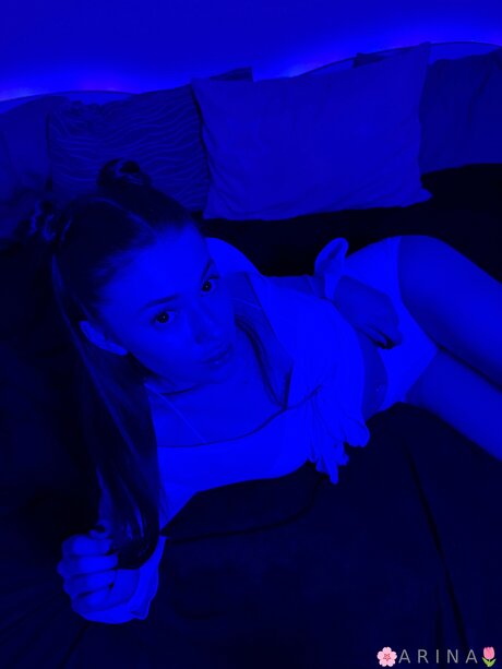 黒檀の猫オンリーファンズ 裸 画像