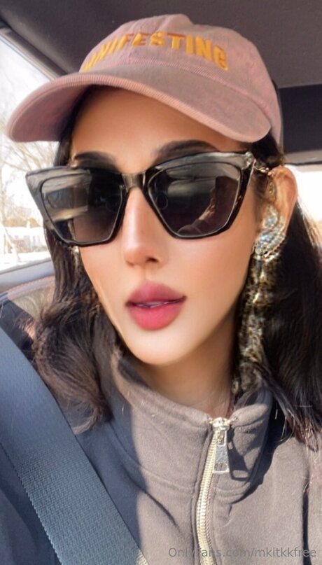 Mkitkkfree セクシーなポルノスター 画像