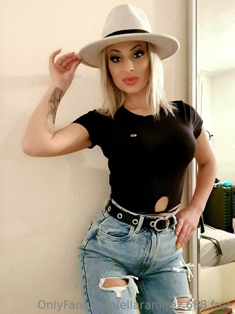 お尻オンリーファン 無料アダルト 写真