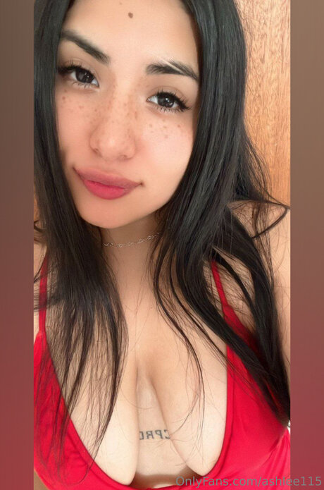 Ashlee115 エロティックなポルノスター 画像