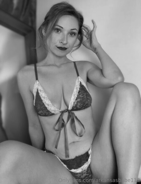 Arkansasbabe112 アートモデル 写真