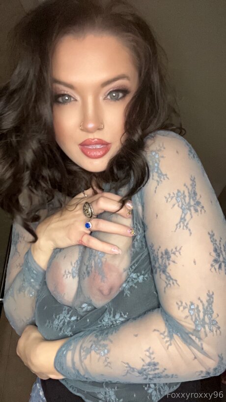 Foxxyroxxy96 無料のスター アーカイブ