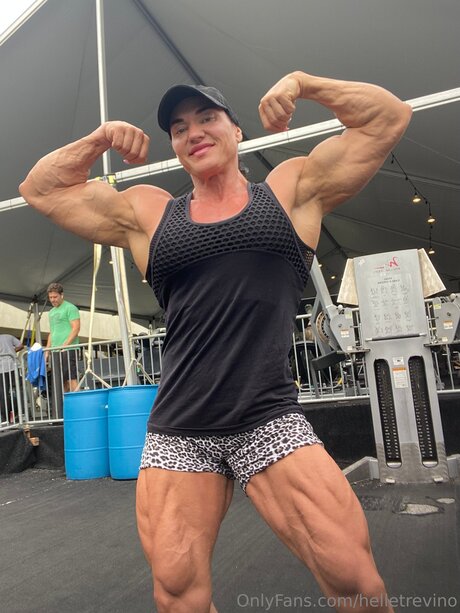 フェイシャルオンリーファンズ トップ 画像