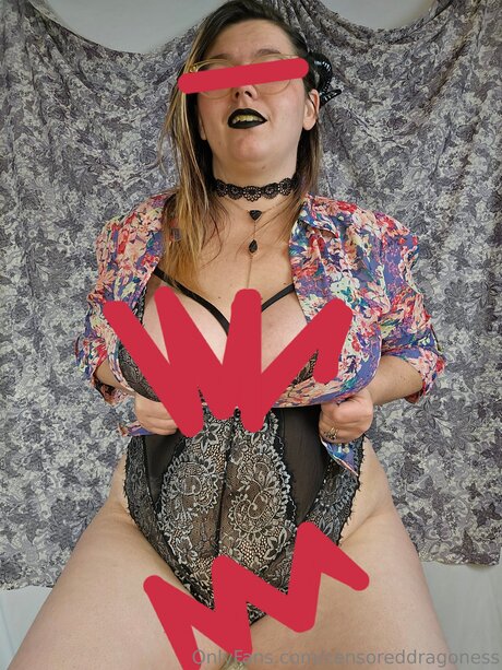 ヴィゴ・オンリーファンズ アート裸 画像