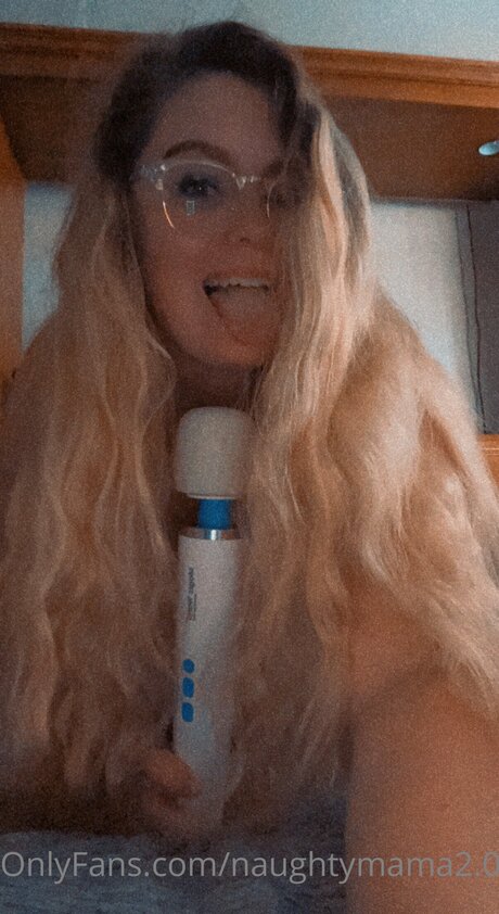 Naughtymama2 0 無料モデル 画像