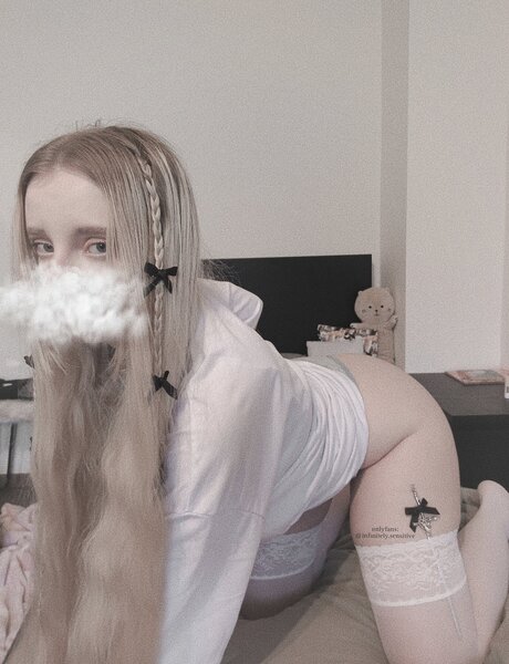 赤毛ティーンオンリーファンズ ホットポルノ 写真