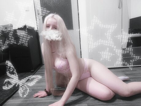 Infinitely Sensitive ポルノスター トップ 写真