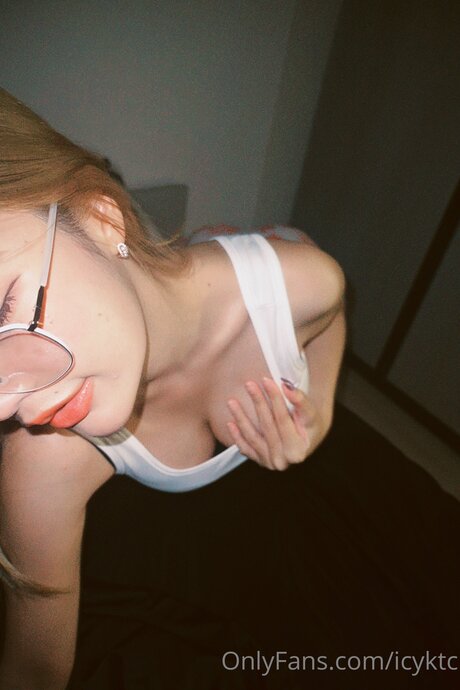 Icyktc ホット女優 写真