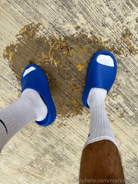 ボールズオンリーファンズ セクシー裸 写真