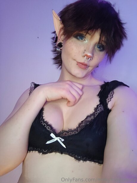 Milkymagpievip ポルノモデル 画像