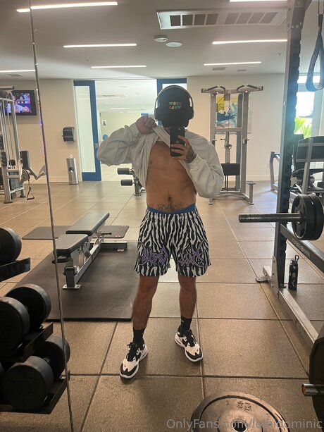 Ftmonlytrans ポルノモデル 写真