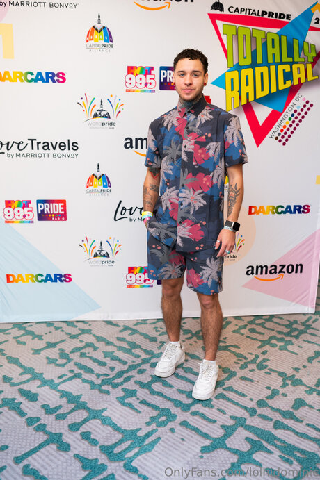 Ftmonlytrans ポルノスター アート ギャラリー