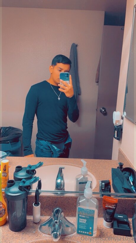 J21078 ヌードのポルノスター 写真