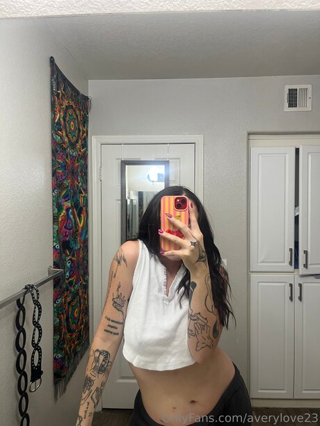 Averylove23 ポルノスター ヌード 写真