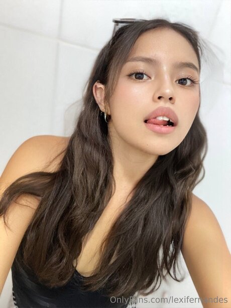 Lexifernandes ポルノスター セックス 写真