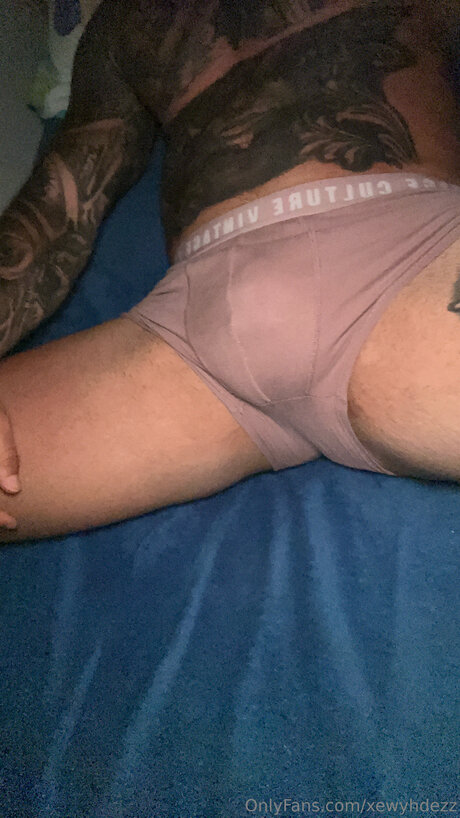 トゥインクスオンリーファンズ 無料セックス 写真