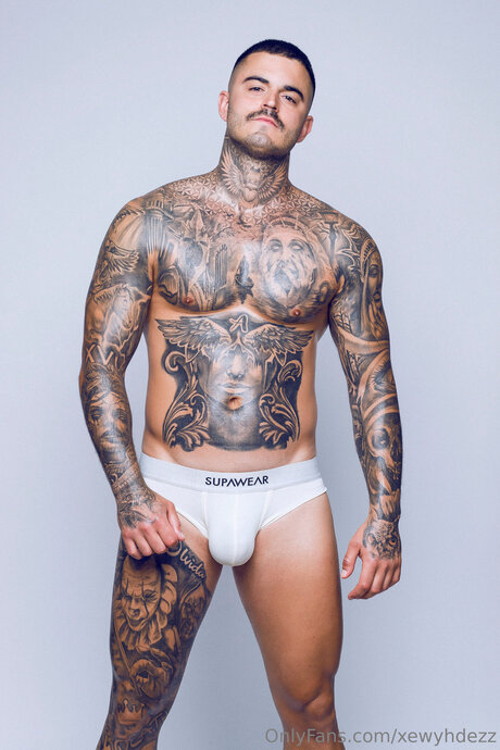 Xewyhdezz 限定スター 写真