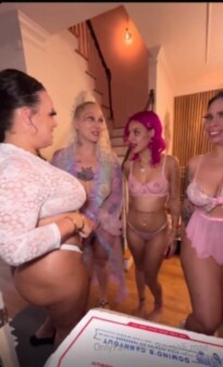 Somali Rose 完璧なモデル 画像