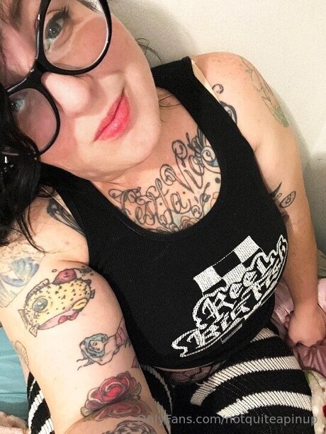 アナルトランスOnlyFans 美しいヌード ギャラリー