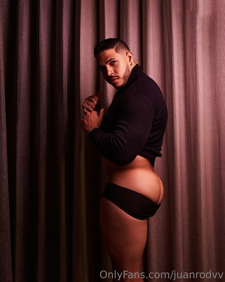 Juanrodvv 美しいモデル 画像
