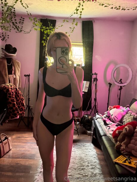 Sweetsangriaa 独占女優 画像