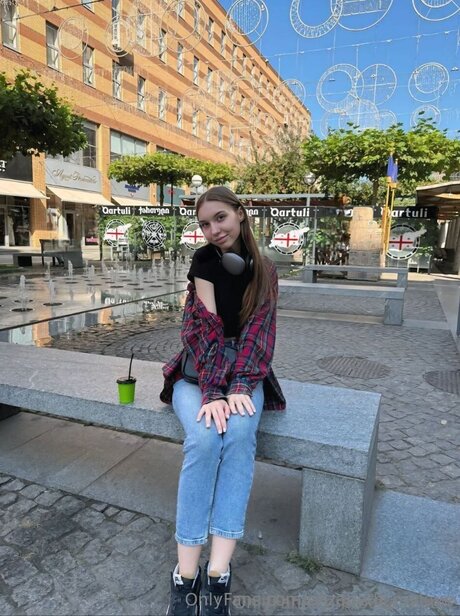 Elizabeth Mylove xxxスター ギャラリー