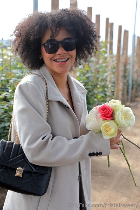 Cristalsweety スター ヌード 写真