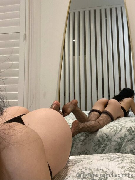 Kacimills セックススター 写真