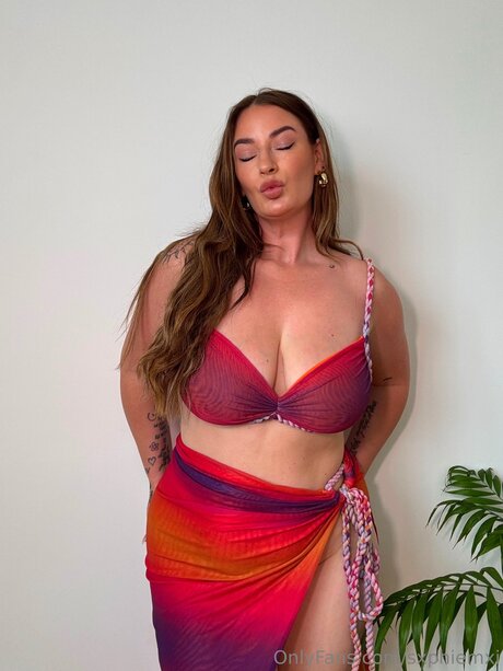 Sxphiemxi ポルノ女優 ギャラリー