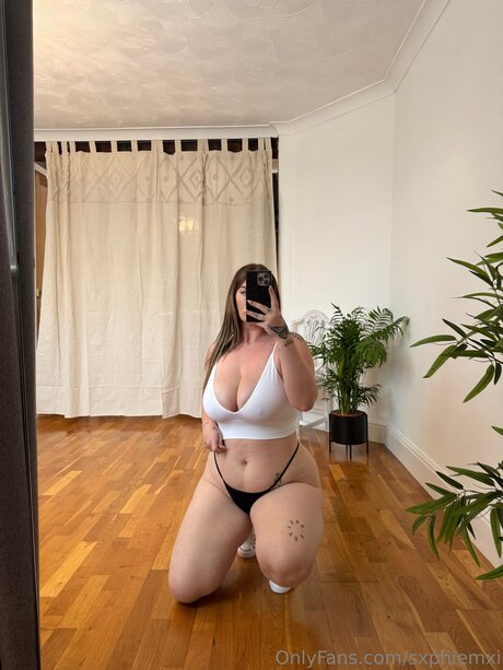 Sxphiemxi ヌードのポルノスター アーカイブ