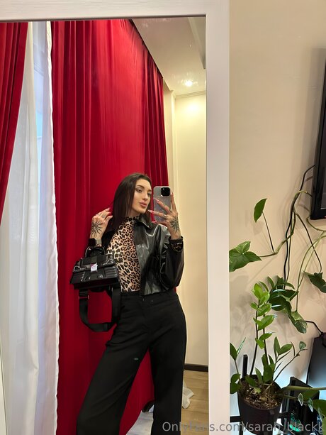 Sarah Blackk セックススター 写真